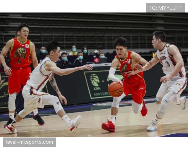 斯图加特灵活进攻战术再显神威,豪取五连胜重返积分榜首位 斯图加特灵活进攻战术再显神威,豪取五连胜重返积分榜首位