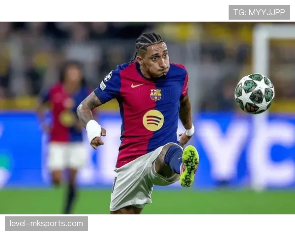 拉菲尼亚创欧冠最快进球纪录,助球队强势回暖 拉菲尼亚创欧冠最快进球纪录,助球队强势回暖