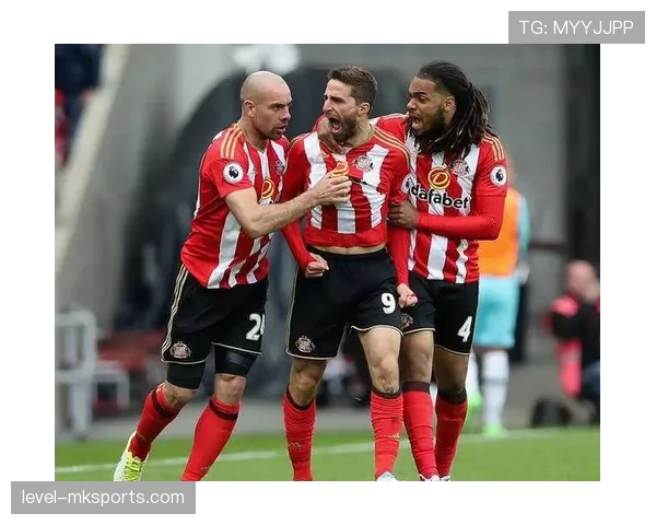 桑德兰重返英冠状态回暖,强势表现引发广泛关注 桑德兰重返英冠状态回暖,强势表现引发广泛关注